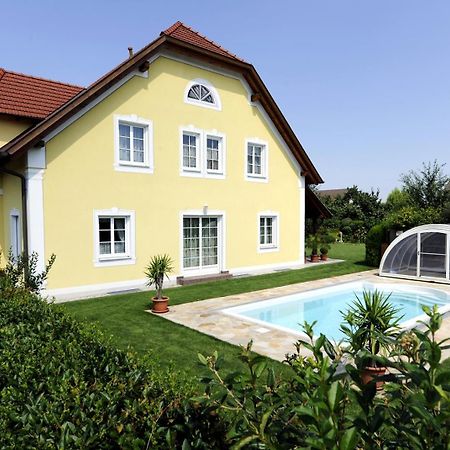 Gaestehaus Familie Trachsler Hotel Rohrendorf bei Krems Exterior photo